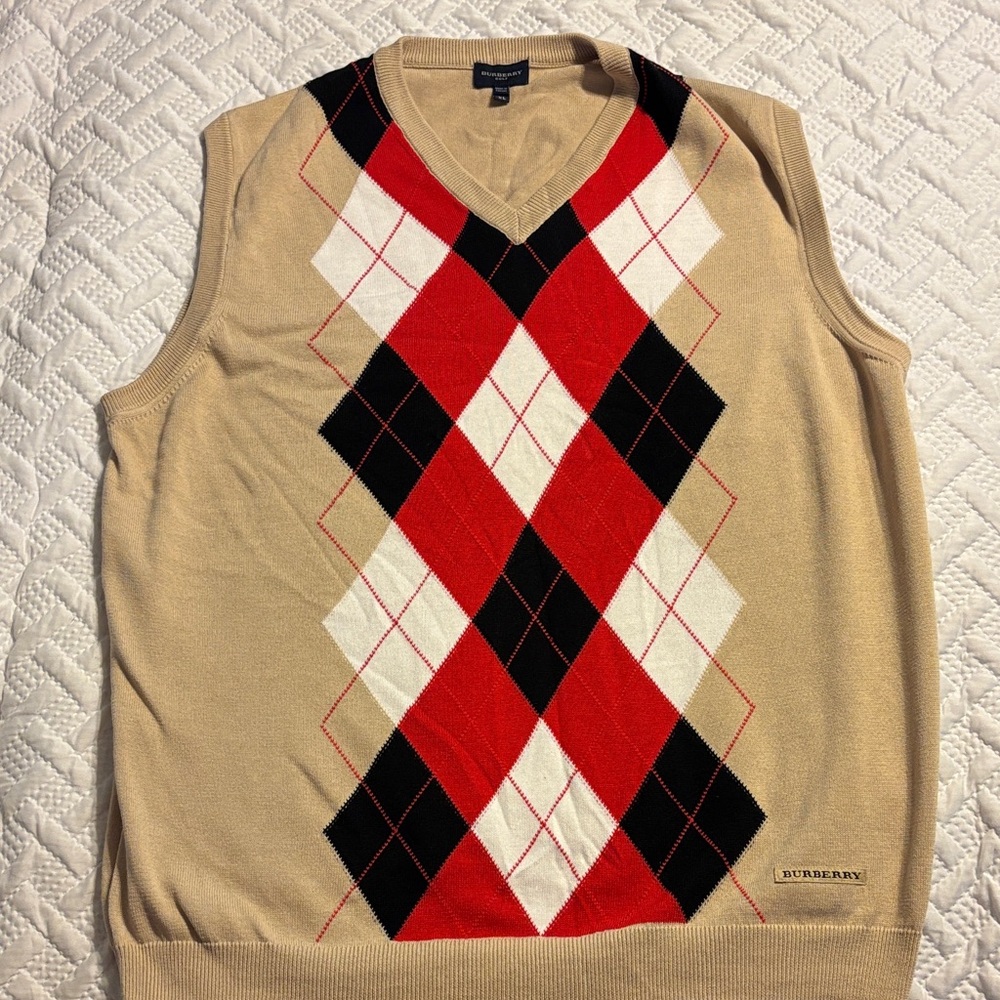 Burberry  Golf V-Neck Argyle Sweater Vest - Beige, Red, Black XL